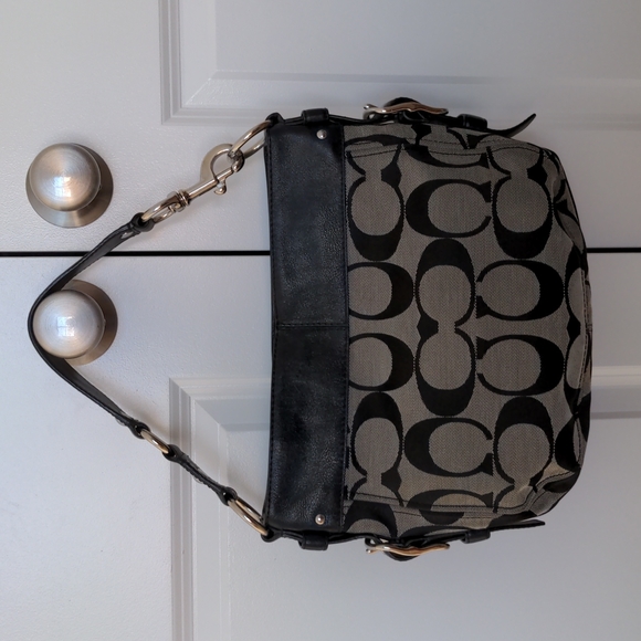 Coach Purse - Picture 4 of 7